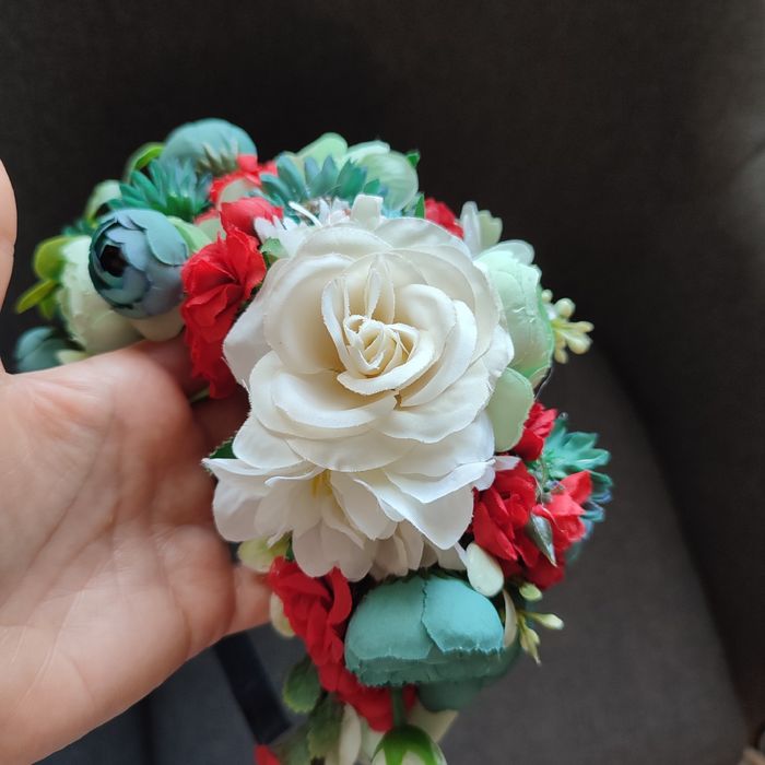 Диадема с цветя уникат