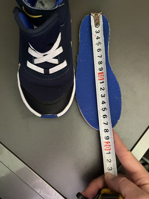 Маратонки Nike omni multi court 28 размер