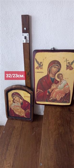 Икони - всякакви размери и видове