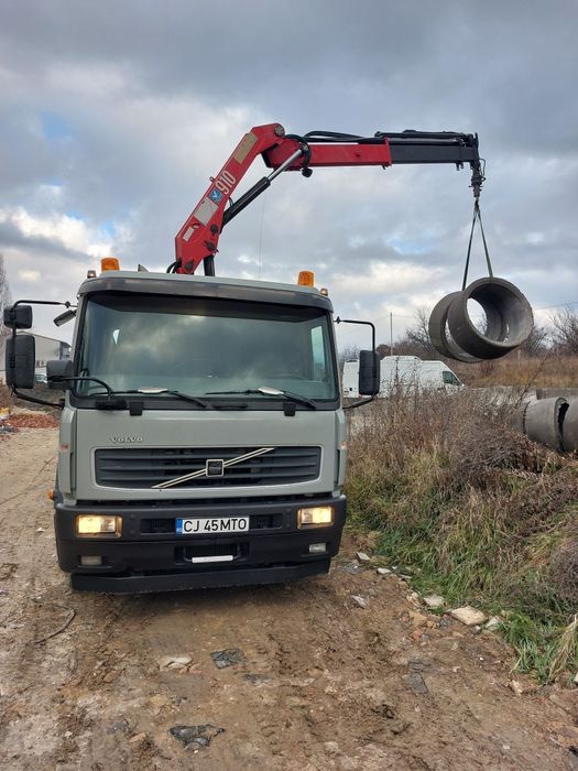 Transport camion cu macara Transport basculabil