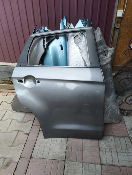 Дверь задняя правая асх