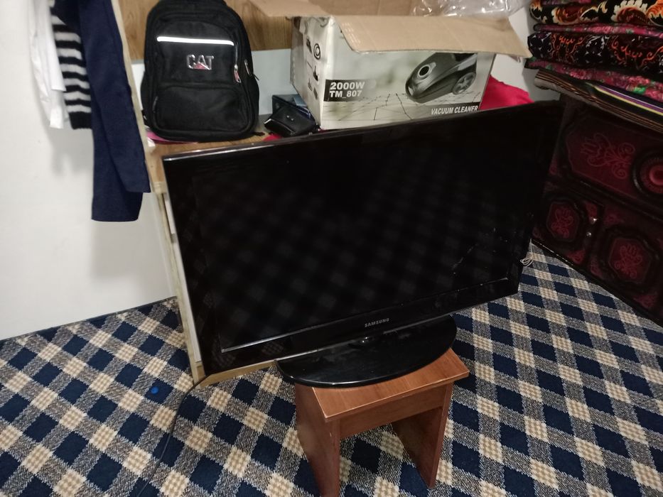 SAMSUNG TELVIZOR bor qidirganlar uchun