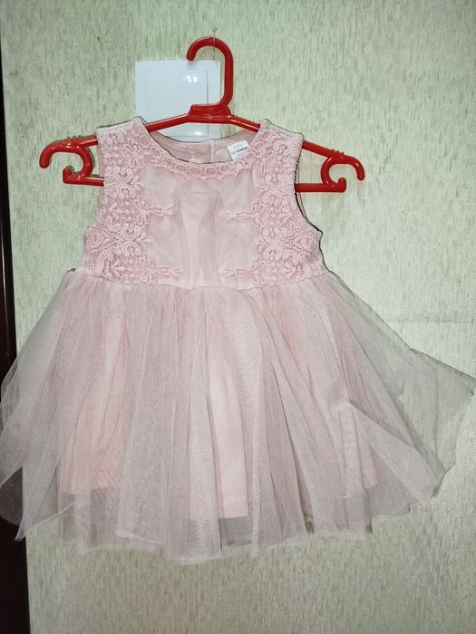 Пышное платье LC WAIKIKI 68-74 см