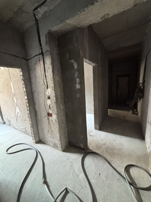 Кадышева 3/1/7 кирпичный дом 83квм  иззат все разделно!