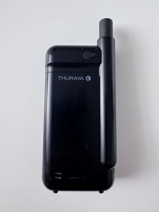 Спутниковый адаптер Thuraya Satsleeve Hotspot
