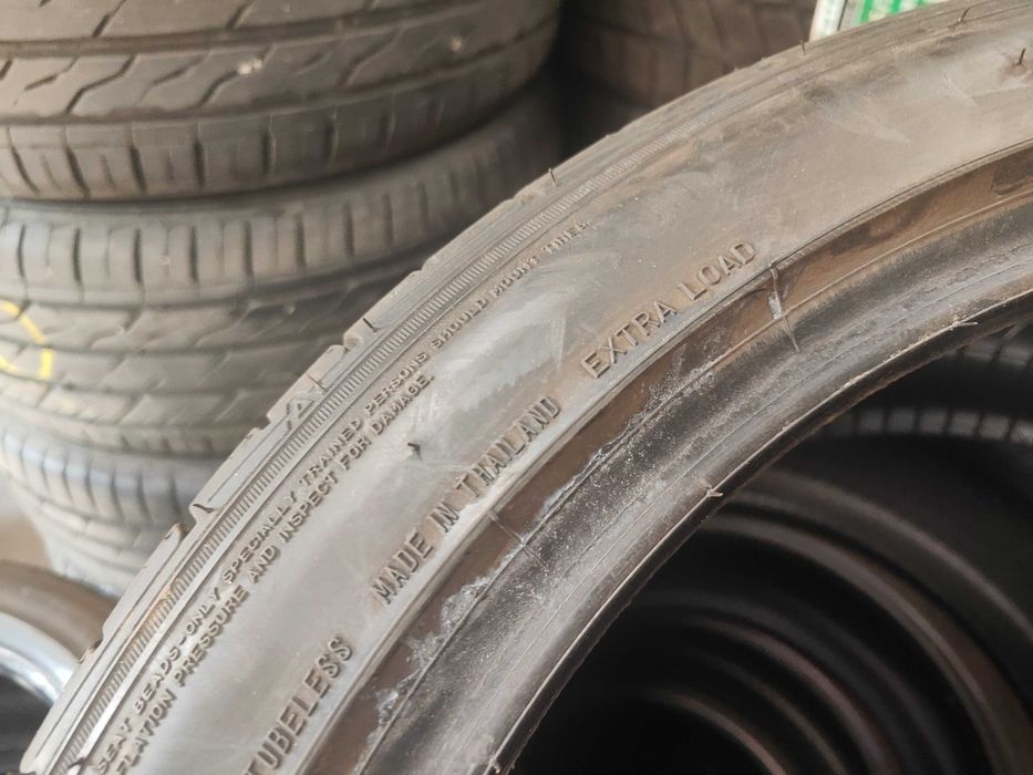 2бр.летни гуми 245/40/19 Sumitomo