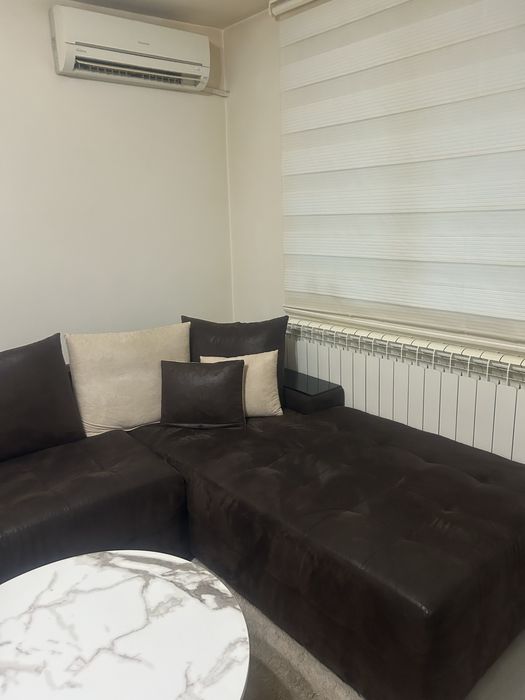 Ъглов диван за хол