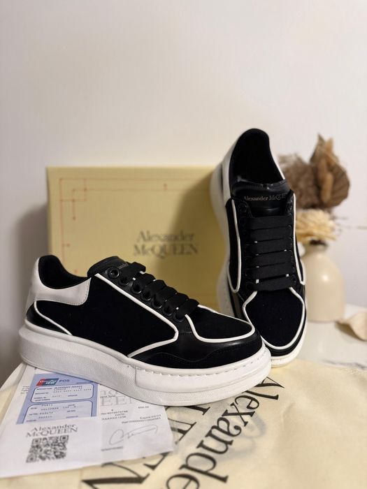 Adidasi Alexander M C  Q U E E N Catifea