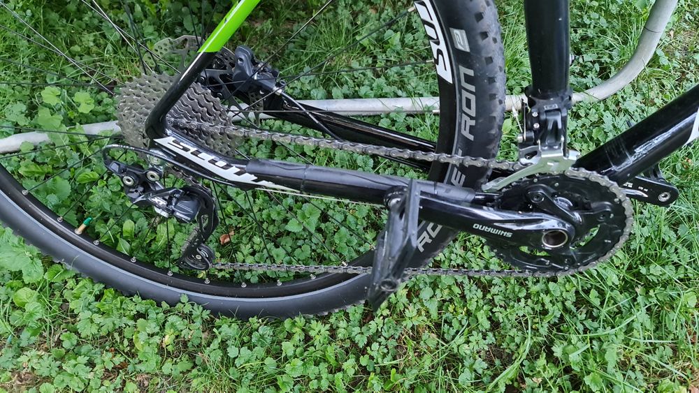 Scott  carbon scale 935