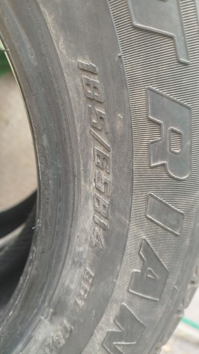 Продам шины месяц отъездил