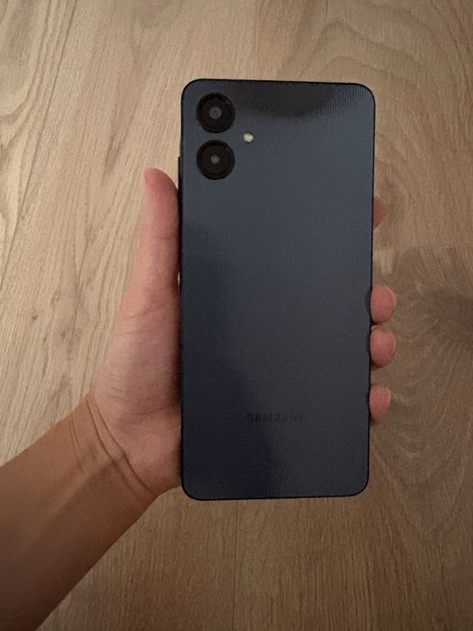 Продам телефон samsung galaxy A06