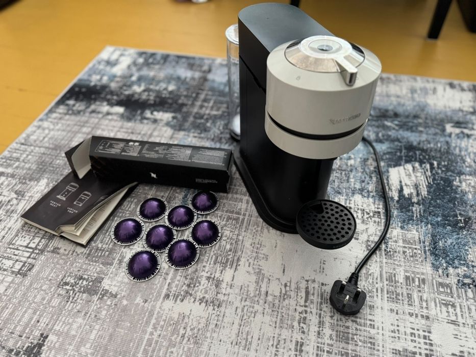 Кафе машина Nespresso Vertuo