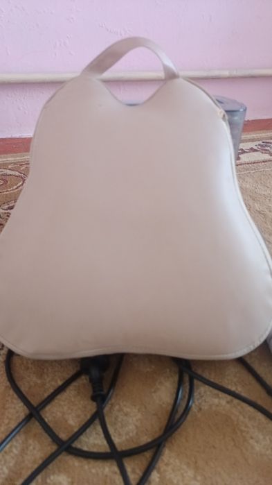 Моющие пылесос и масажор подушка