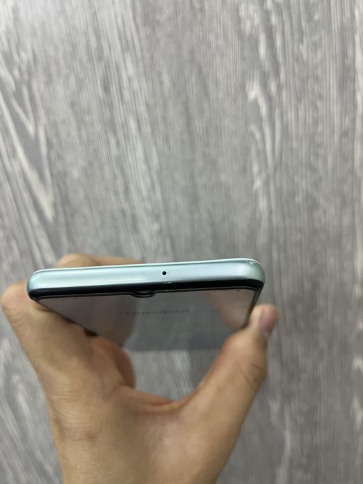 SAMSUNG A22 64GB.         .