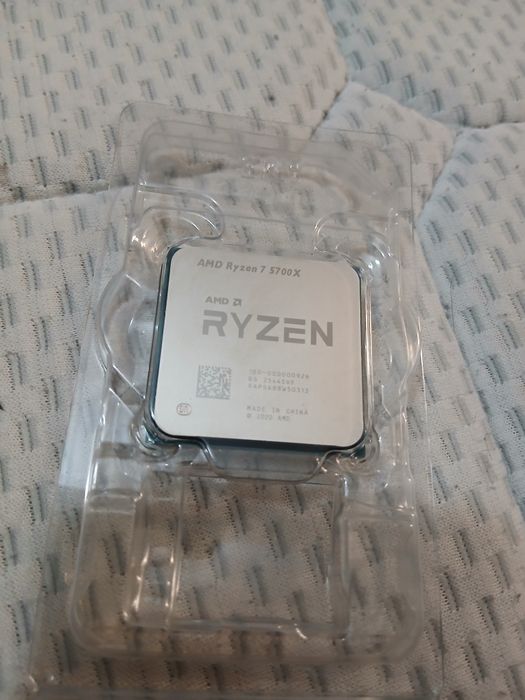 Placa amd ryzen 7 5700X