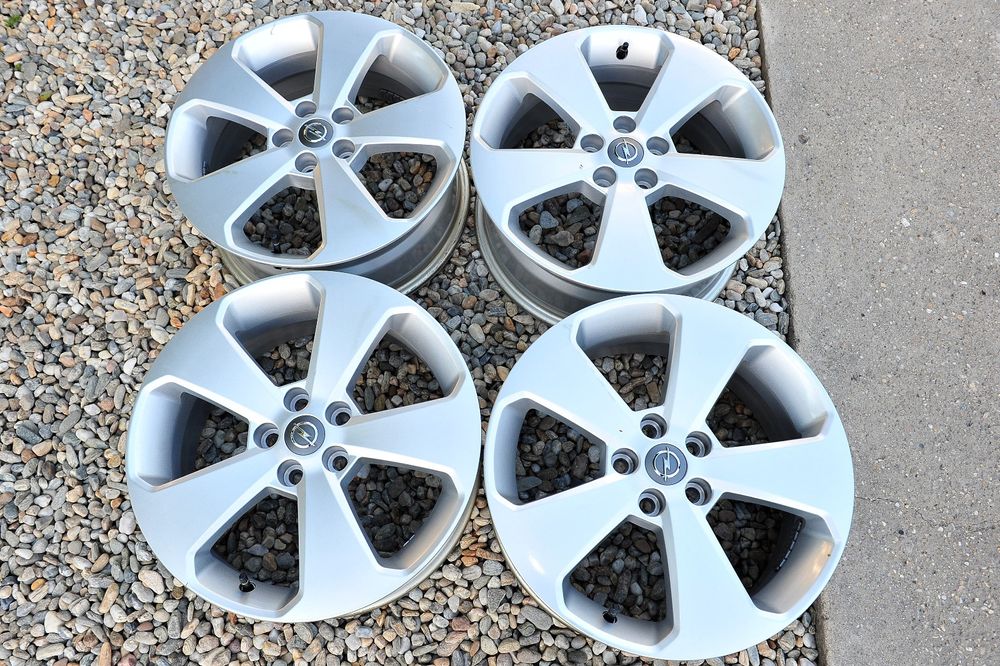 Jante Opel Mokka 5x105 R17" -senzori presiune