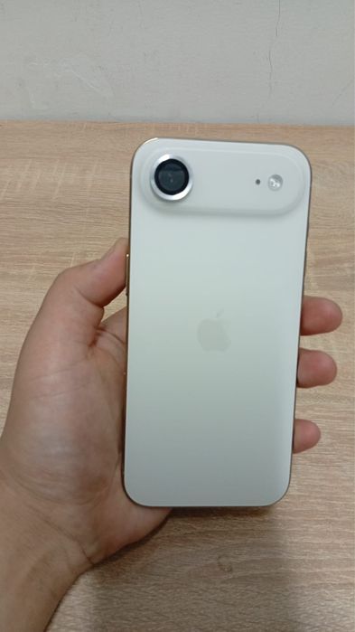 Продам iphone air