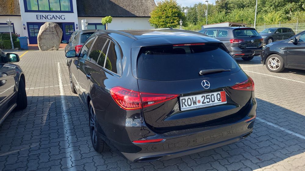 MERCEDES-BENZ C-Class 2023 — imagine 3