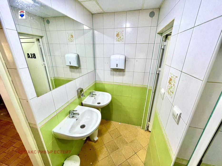 Продава се Заведение в Русе, Ялта - 120 кв.м за 988 €/кв.м - Снимка #6