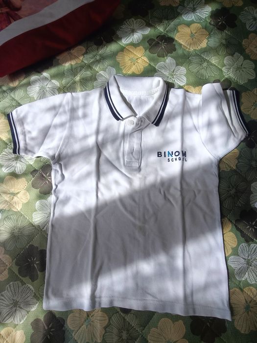 Продам школьную форму-поло.