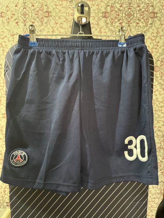 Продам футбольную форму