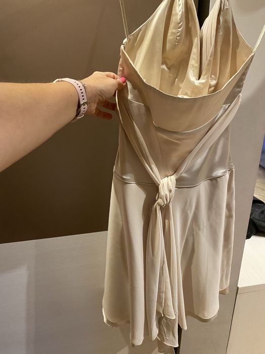 Ефирна коктейлна рокля