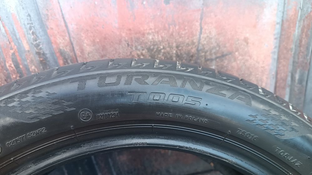 245/45/18 Bridgestone