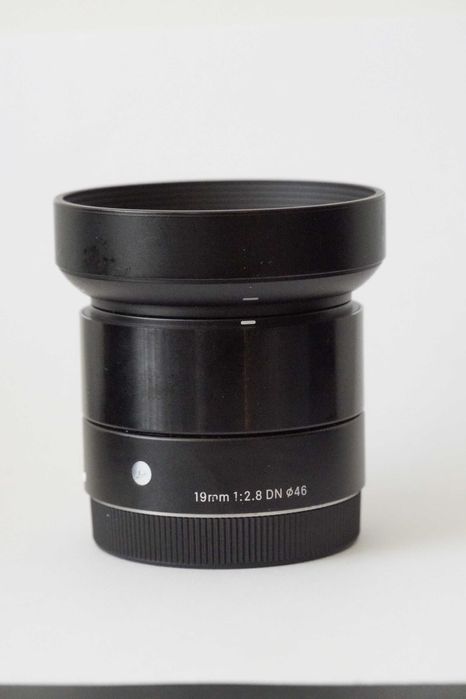 Sigma 19mm f/2.8 DN Art (Sony E-mount) - Като нов, пълен комплект