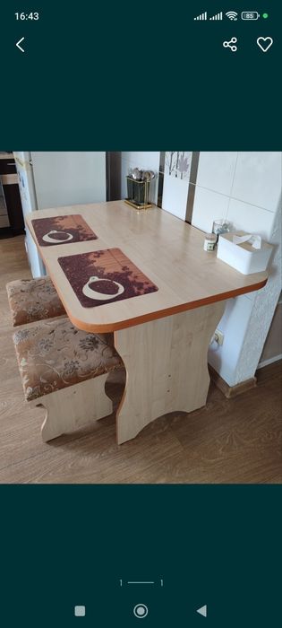 Стол бежевый 120*80