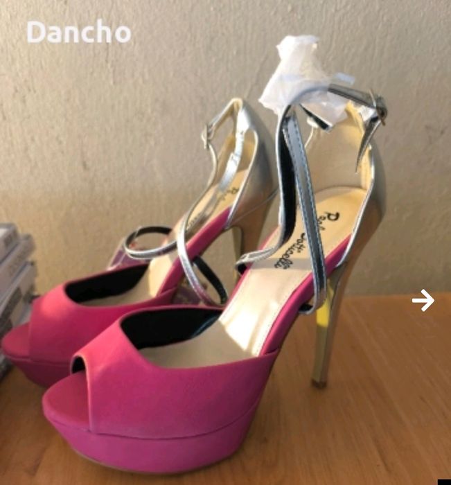 Цял кашон с дамски обувки 16-17 броя