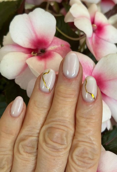 Unghii cu gel Brașov