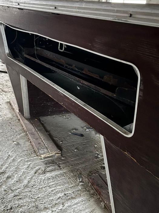 Vând masa de biliard