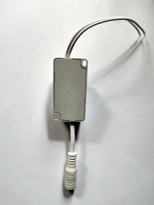 Блок питания драйвер LY (8-24W) 24V-96V для LED