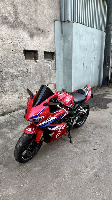 Honda CBR 650R A2