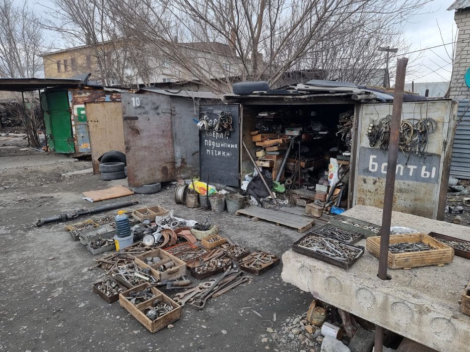 Продам гараж, можно с местом