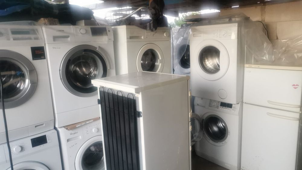 Reparatii mașini de spălat automata și led plasma cuprinde cu microunde lezi frigorifice și vitrine frigorifice aspiratoare
