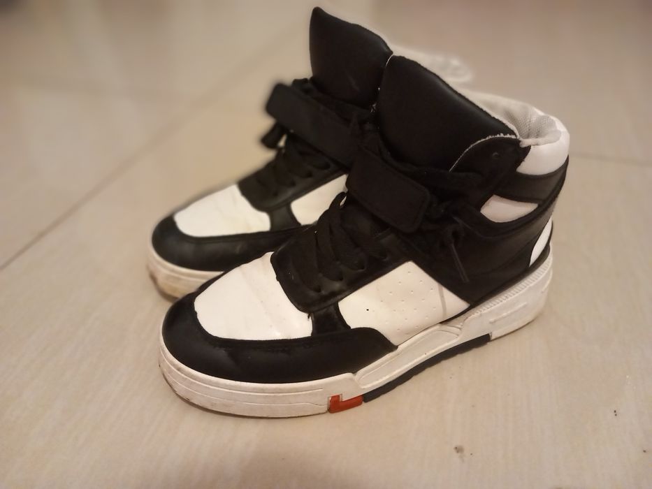 Adidasi gheata alb-negru