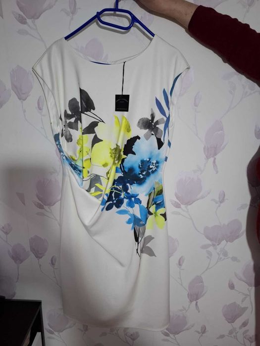 Rochie eleganta.