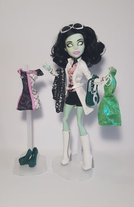 Кукла Monster High Scarah Screams I Heart Fashion