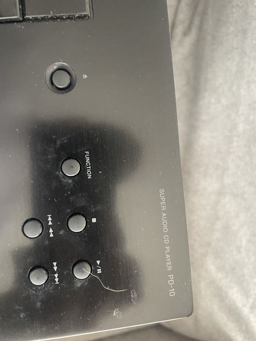 Vand CD player Pioneer, stare impecabila, pret fix