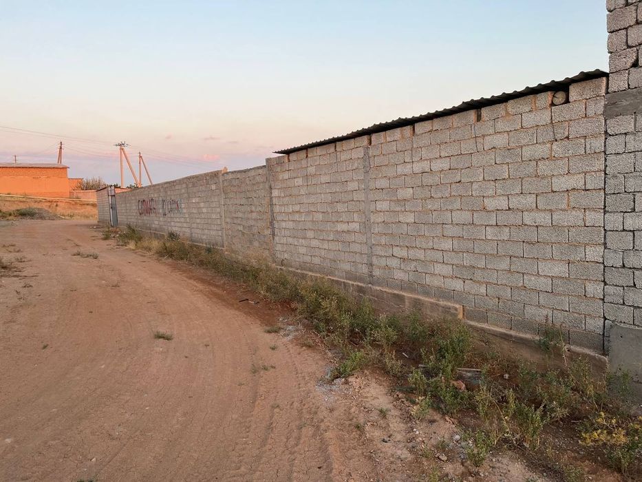 Yer sotiladi kadastri bor. Ер сотилади кадастр бор. Сарка водоканал