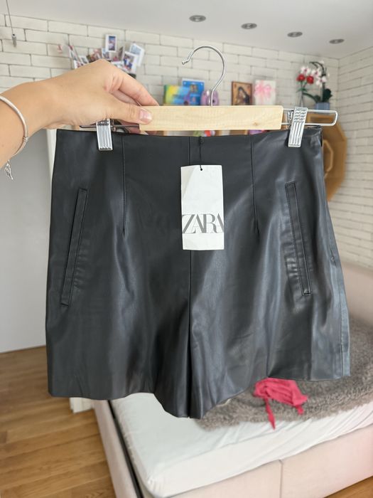 Кожени къси гащи