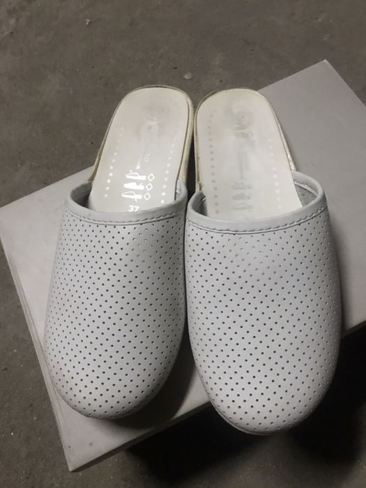 Продам шлёпанцы