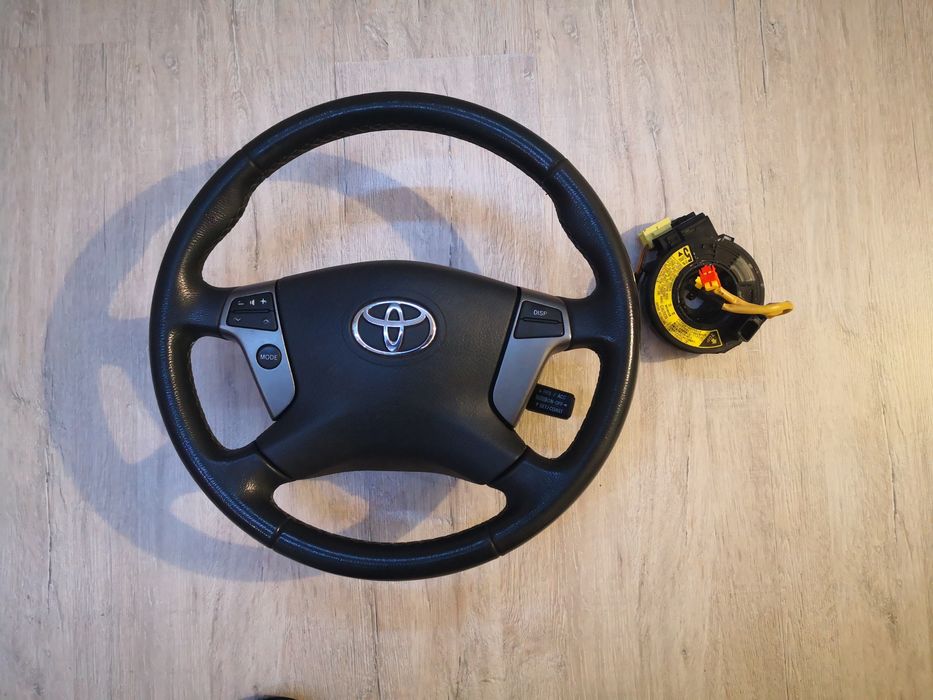 Волан за Toyota Avensis T25