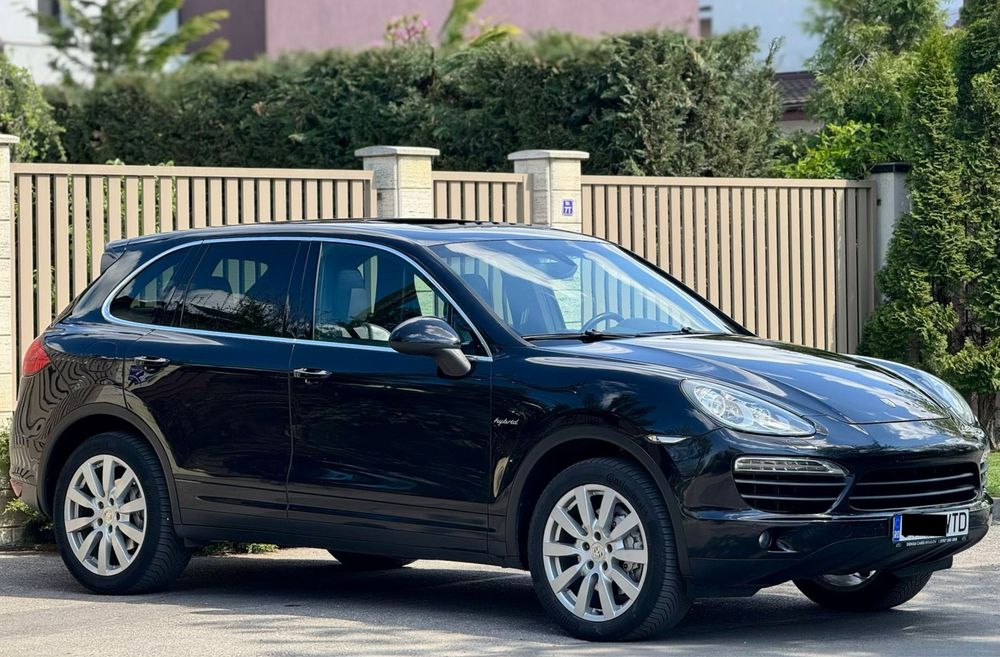 Vand Porsche Cayenne S-Hybrid 380CP Trapa/Perne/Chrono/Carlig