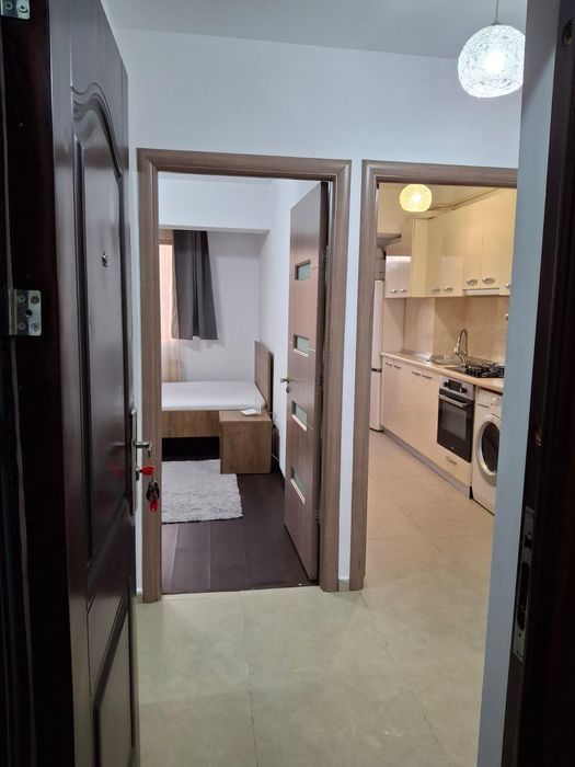 Ap. 1 cam. D bloc nou, 30 mp, Centru - Palas privat