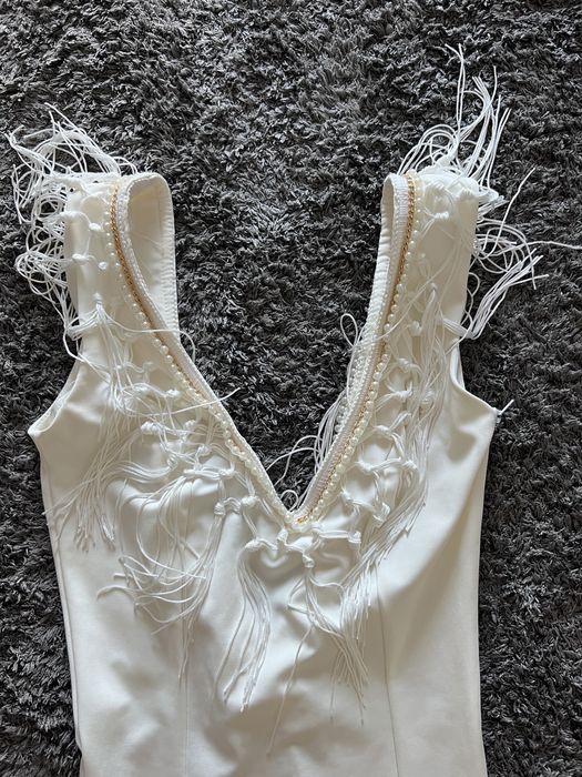 Rochita xs-s albă superba pentru ocazie