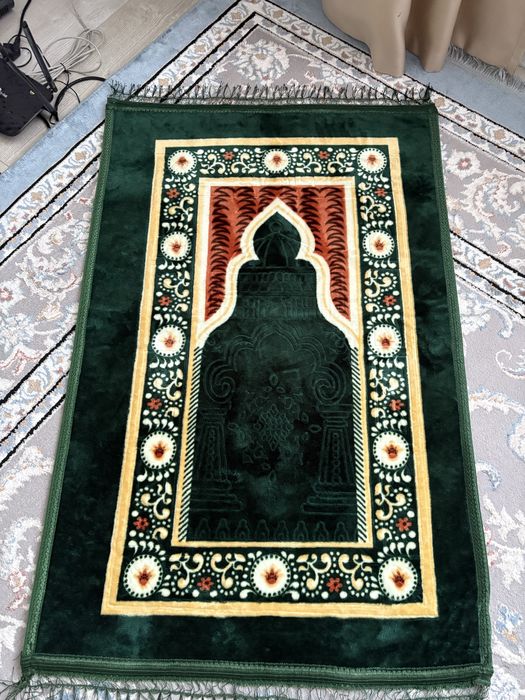 Жайнамаз зеленый