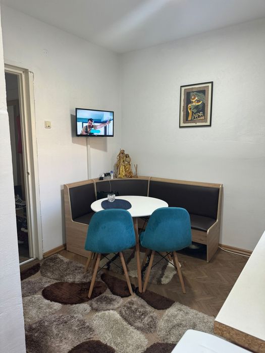 Apartament cu 2 camere pentru chirie, proaspăt renovat