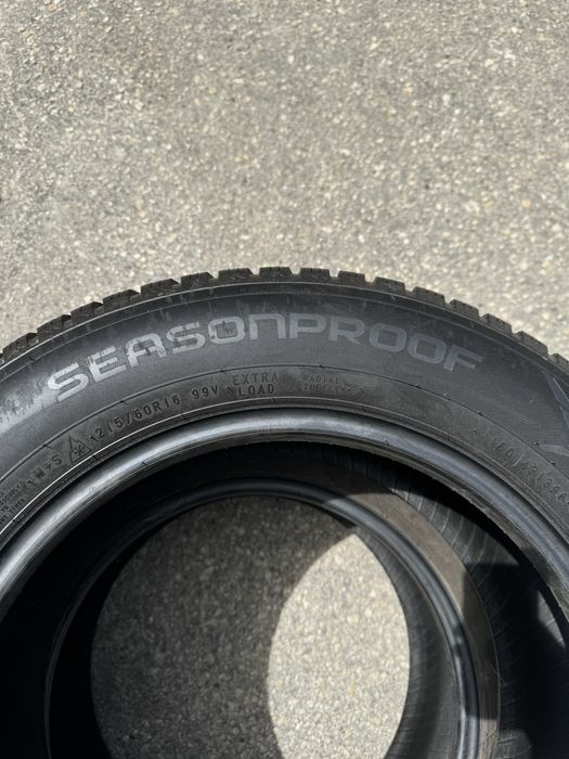 Nokian Seasen Proof 215/60/16